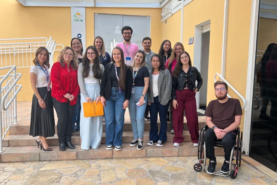 academicos-do-ultimo-periodo-da-faculdades-pequeno-principe-realizam-atividade-tecnica-no-crf-pr